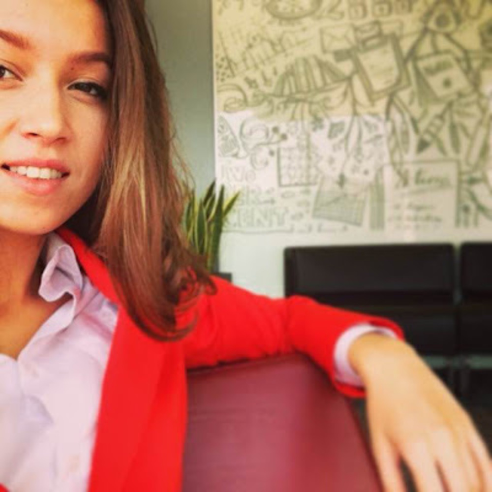 Meet your Posher, Lilia